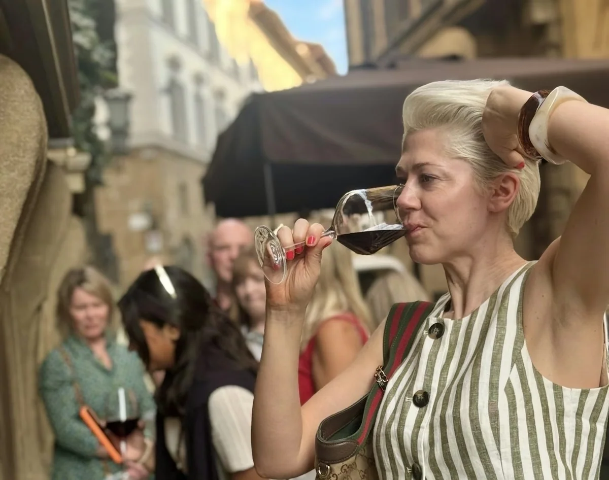 I Found a Historic Wine Window in Florence & It Was Every Bit as Magical as I Hoped