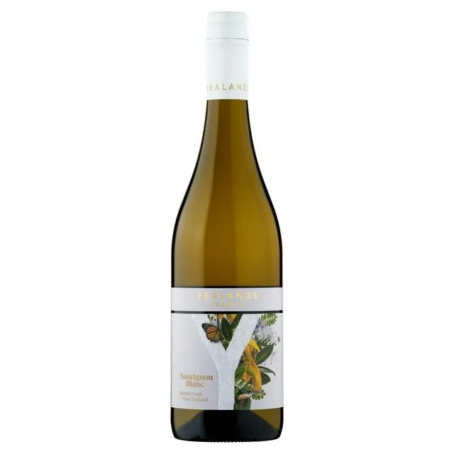 Bottle of Yealands Sauvignon Blanc wine on white background