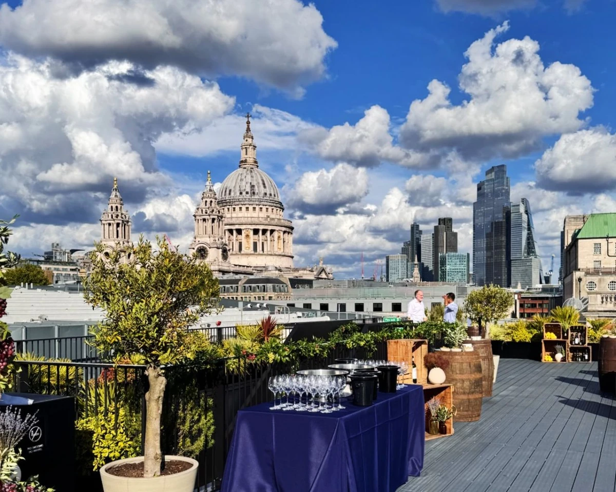 Bank of New York Mellon, Rooftop Wine Safari