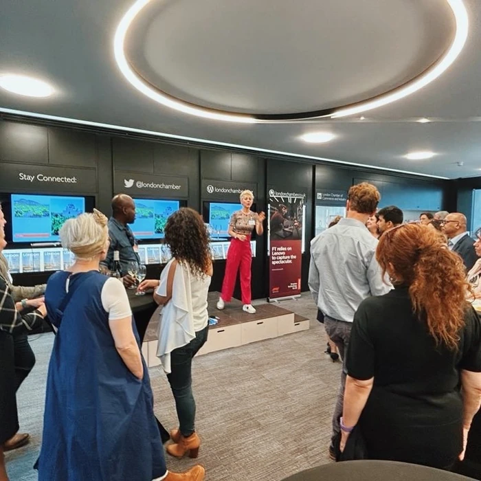 Elizabeth speaks to guests at an independent winemakers' wine tasting for the London Chamber of Commerce and Industry