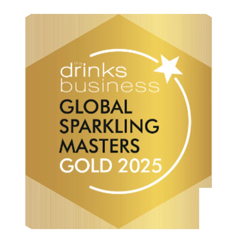 Gold 2025 Global Sparkling Masters award badge for The Weyborne